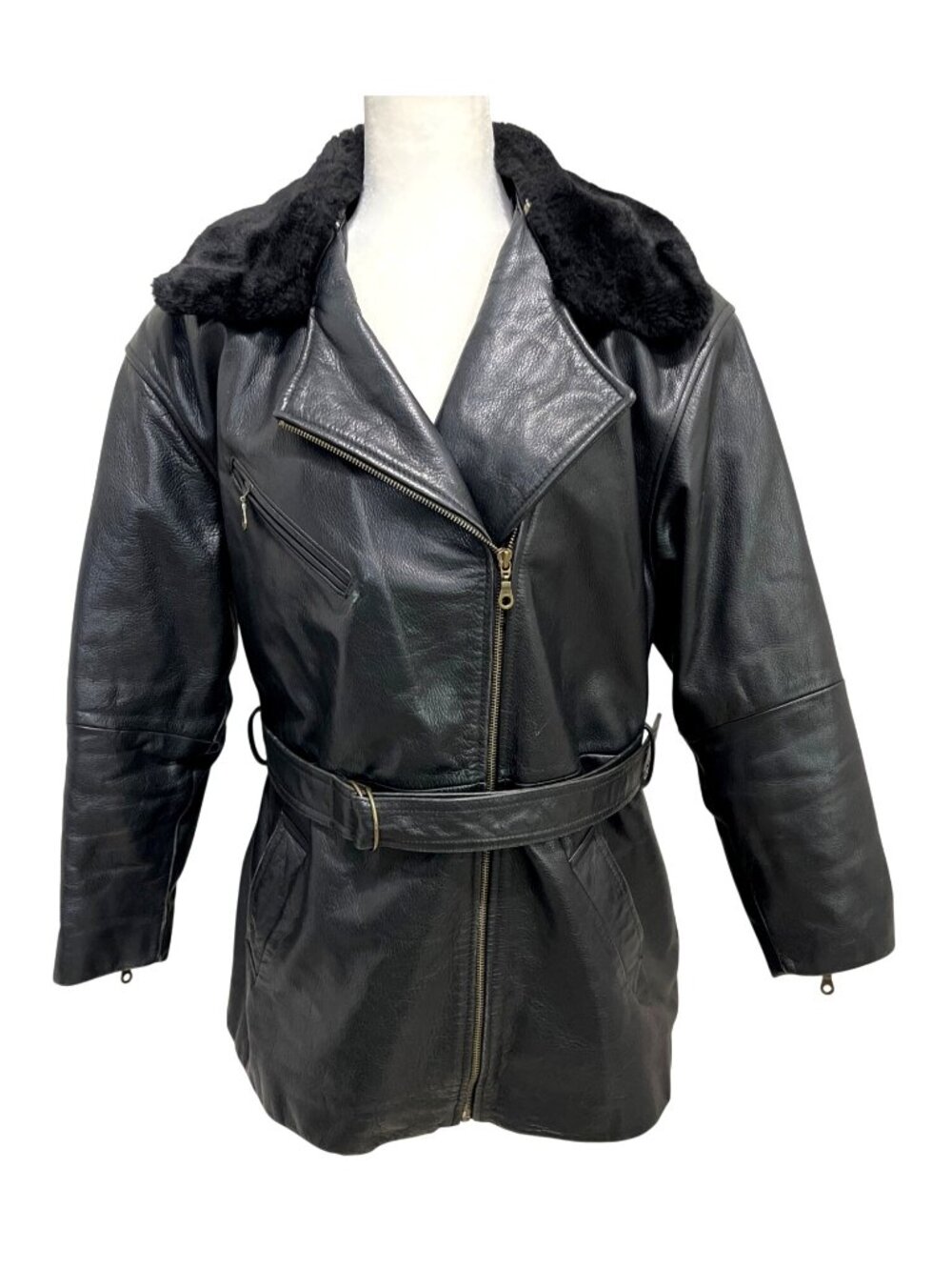 Wilsons Leather Womens Size M Black Leather Jacket Belted Collar Thinsulate 3M